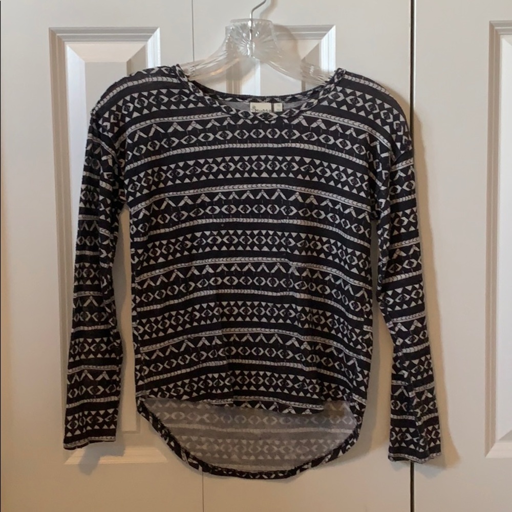 Girls large black and white Mudd Long Sleeve Top